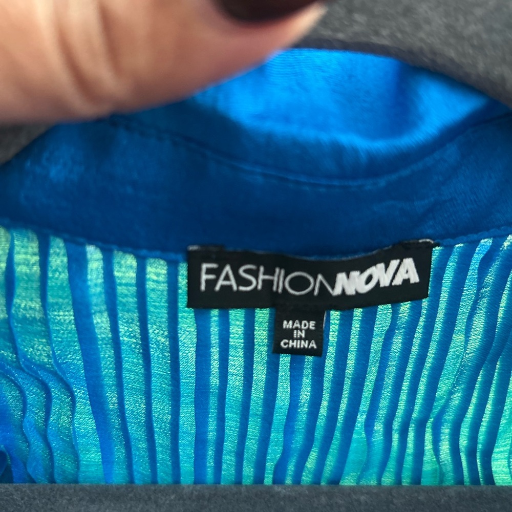 Fashion Nova Vibrant Blue Set - Picture 11 of 11